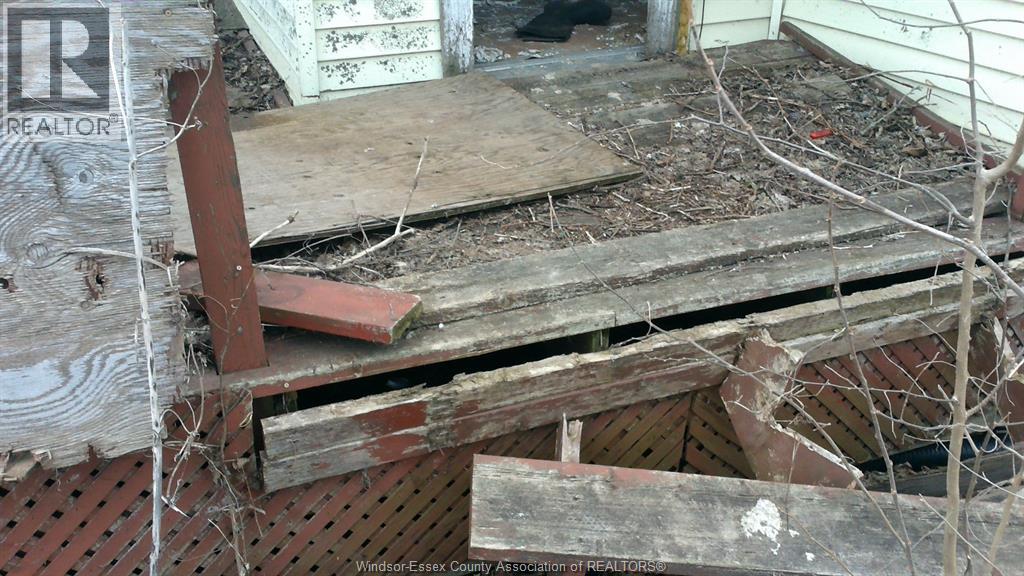 1817 Mersea Rd E Property Photo 3