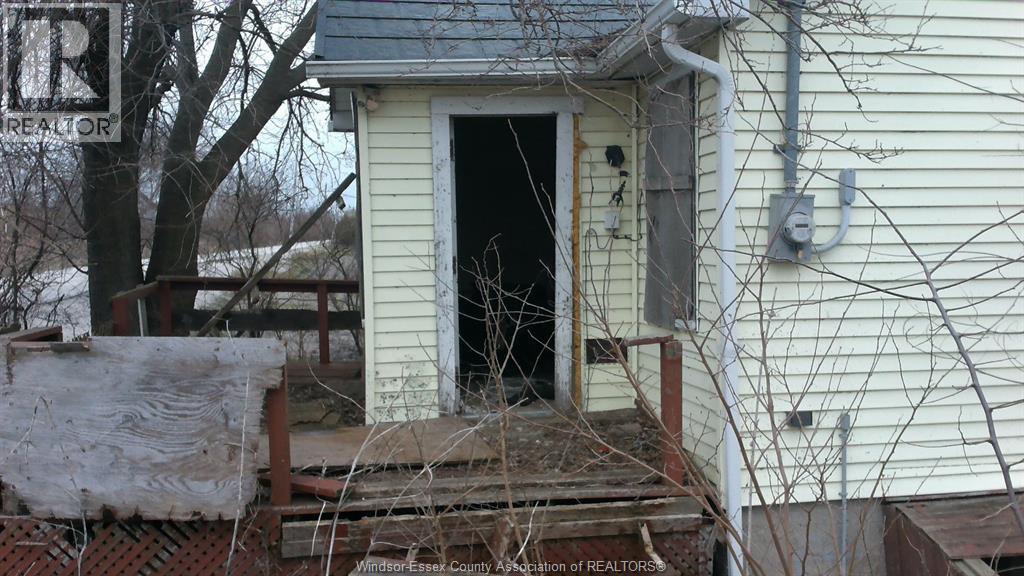 1817 Mersea Rd E Property Photo 38
