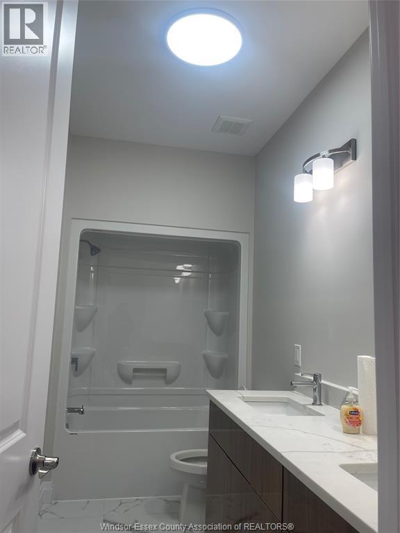 4517 Valerio Crescent Property Photo 21