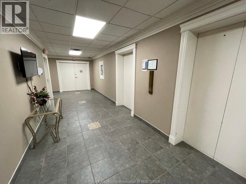 500 Ouellette Avenue Property Photo 11