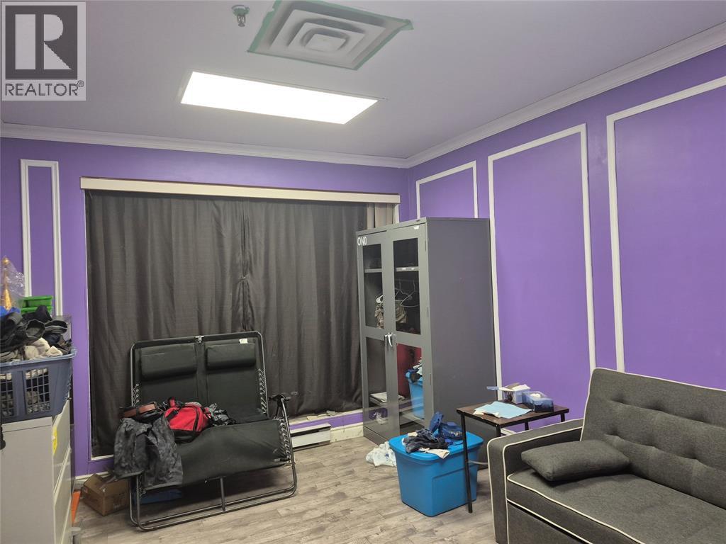 1053 Wellington Street Property Photo 12