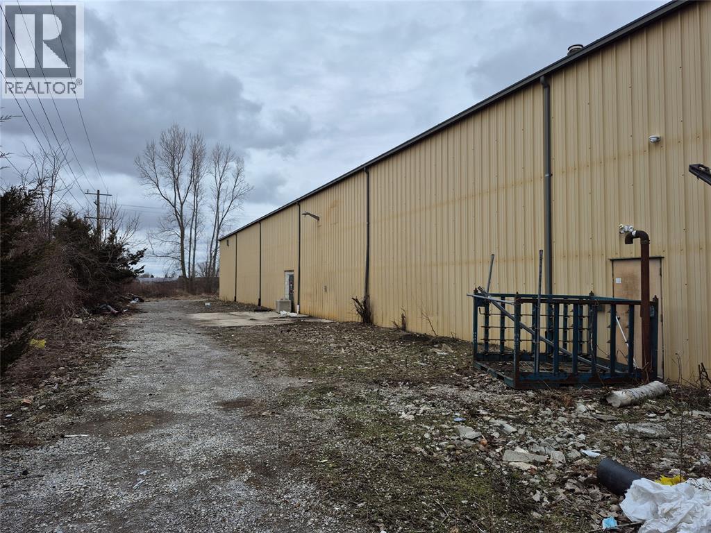 1053 Wellington Street Property Photo 14