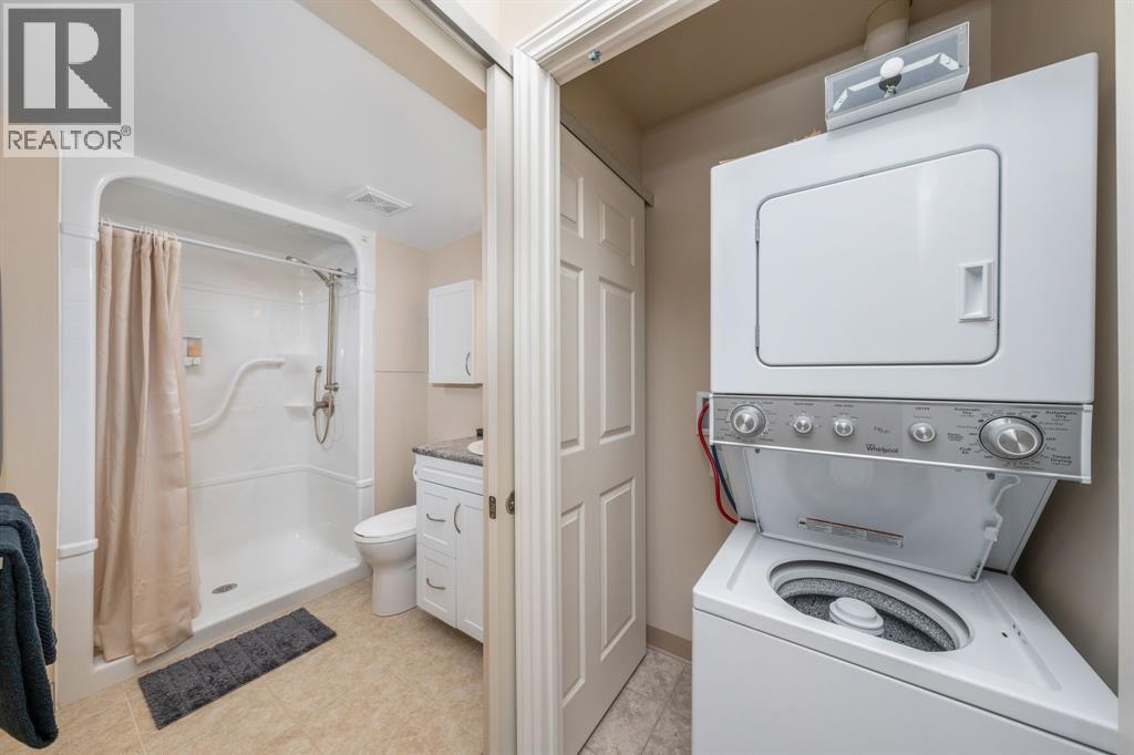 180 Bunker Avenue Unit# 1br Property Photo 11