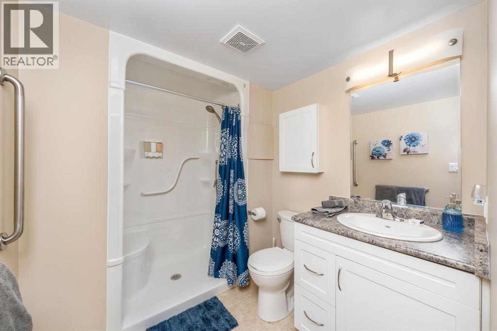 180 Bunker Avenue Unit# 2br Property Photo 15
