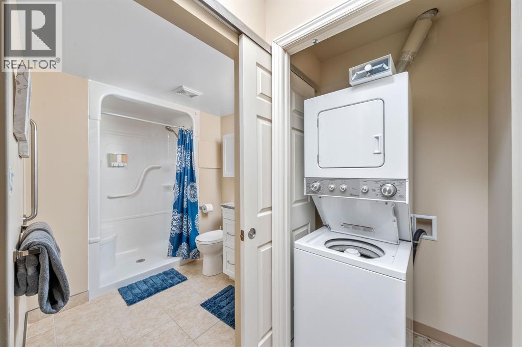 180 Bunker Avenue Unit# 2br Property Photo 16