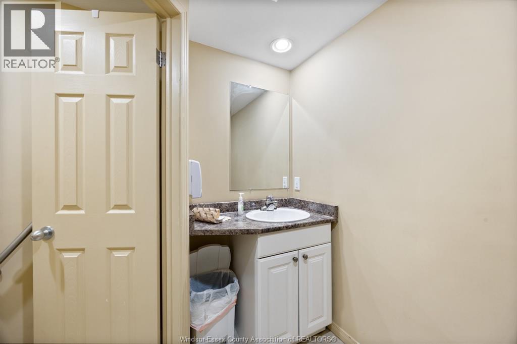 636-644 Partington Avenue Property Photo 43