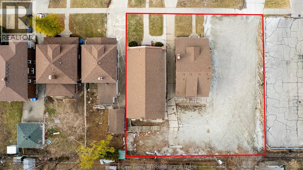 636-644 Partington Avenue Property Photo 3