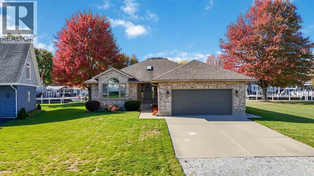 4689 Crescent DRIVE