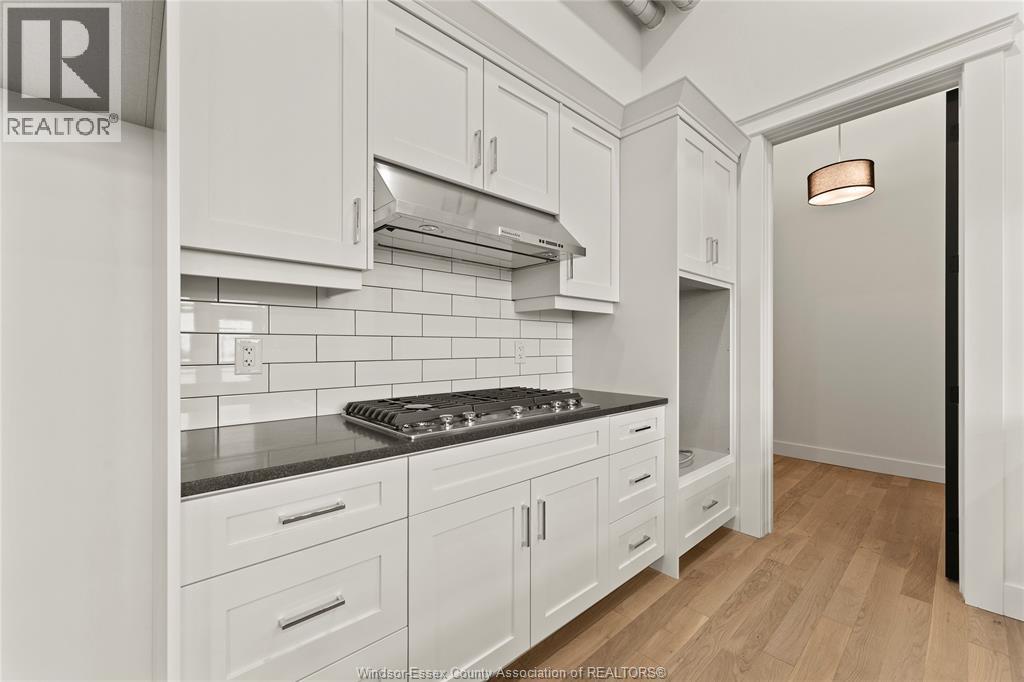 247 Brock Street Unit# 303 Property Photo 4