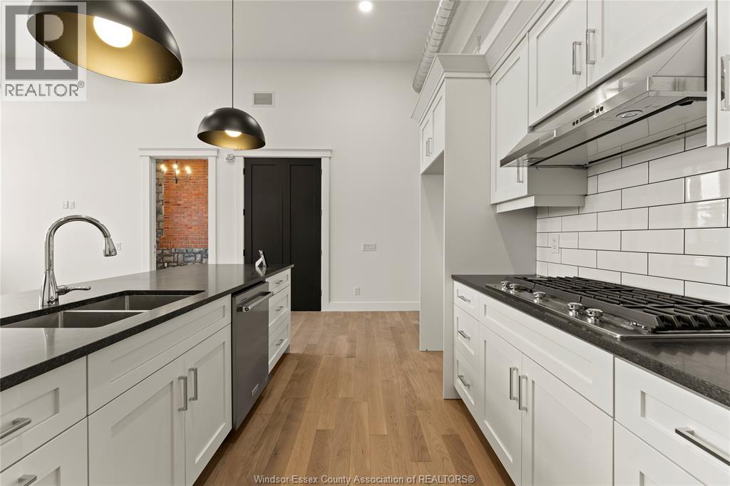 247 Brock Street Unit# 303 Property Photo 5