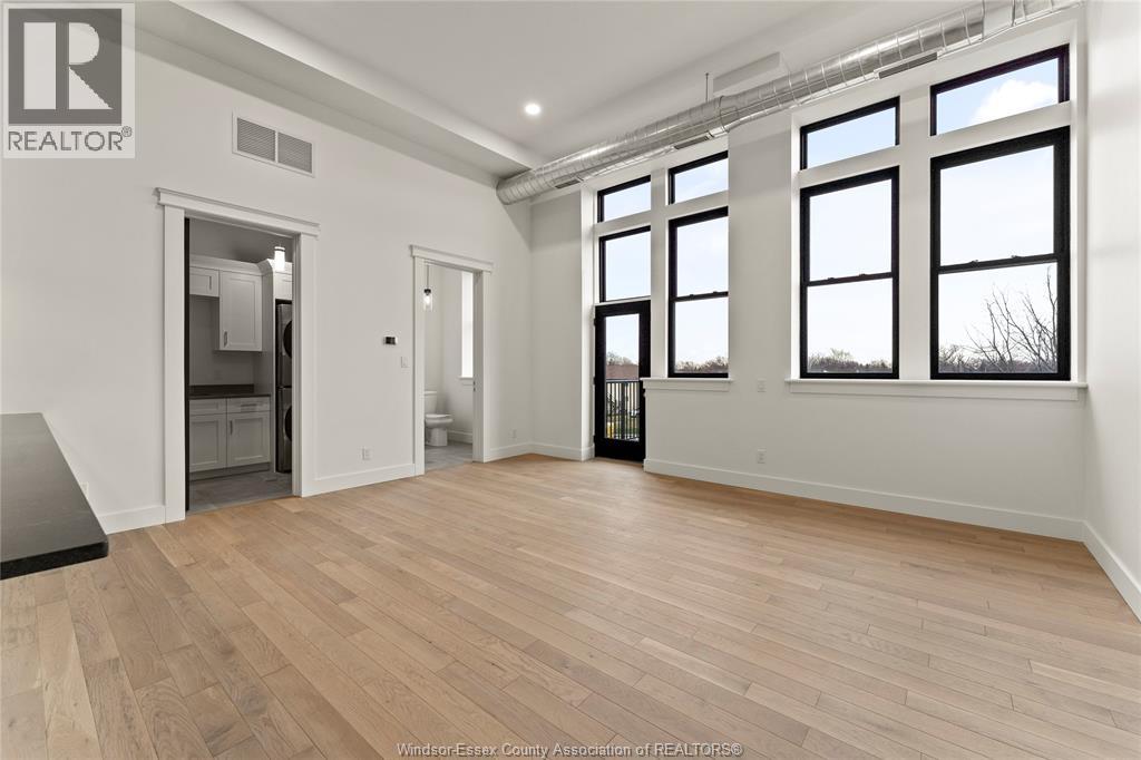 247 Brock Street Unit# 303 Property Photo 8