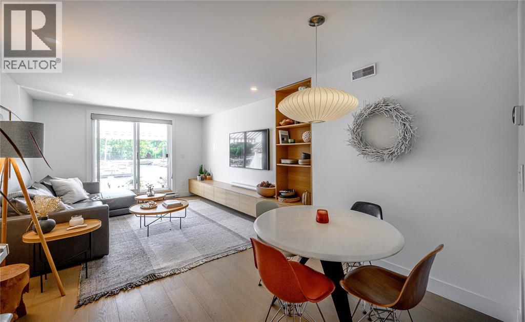 1510 Venetian Boulevard Unit# M-32 Property Photo 17
