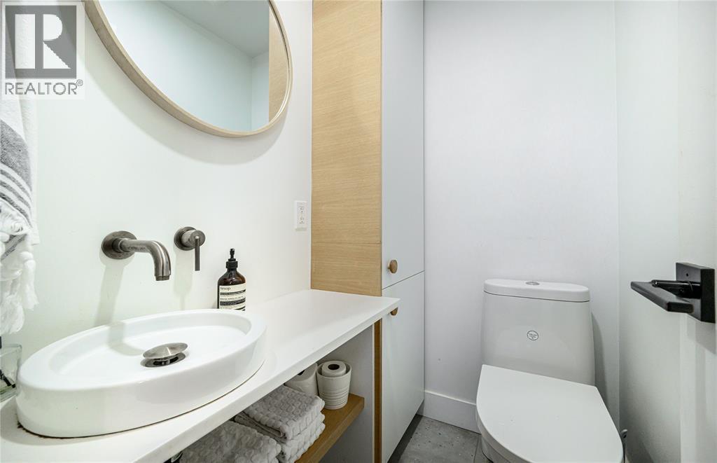 1510 Venetian Boulevard Unit# M-32 Property Photo 18
