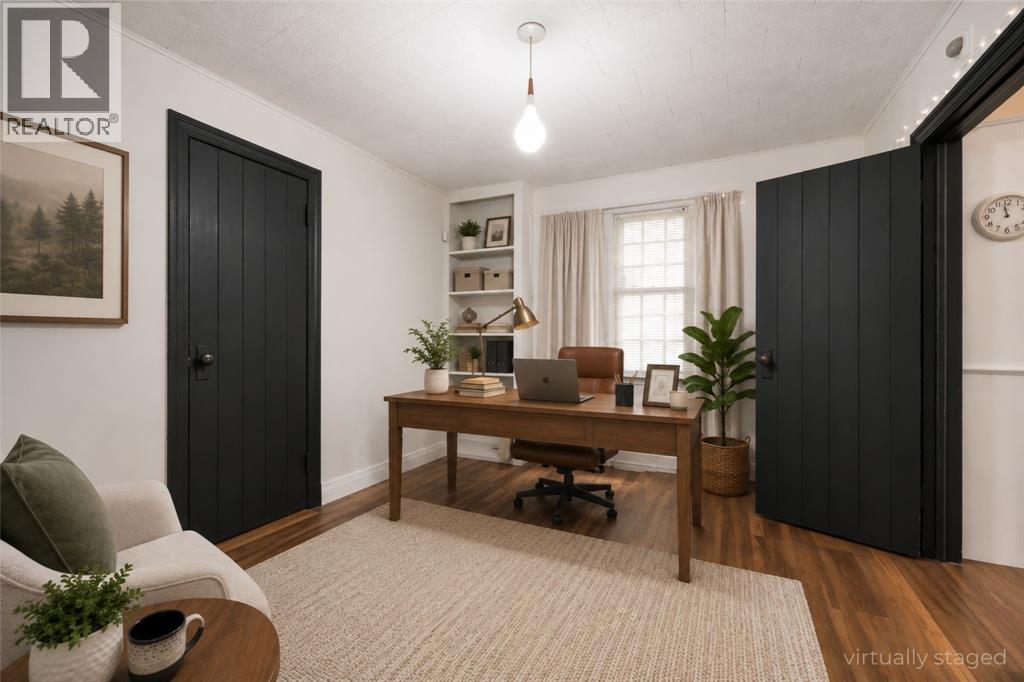 227 Mitton Street North Property Photo 15