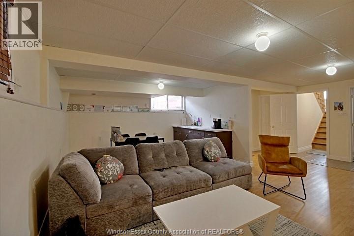 986 Lemonwood Crescent Property Photo 11