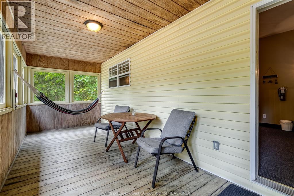 1060 East West Road Property Photo 33