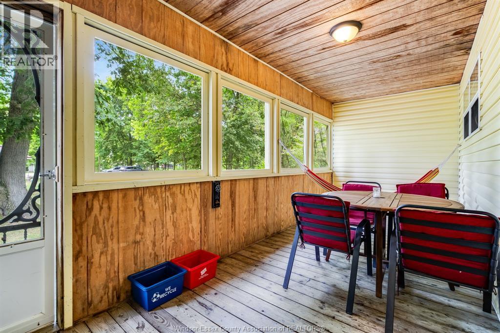 1060 East West Road Property Photo 43