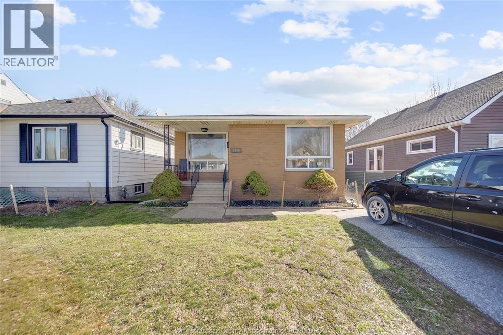 2340 George Avenue Property Photo 1