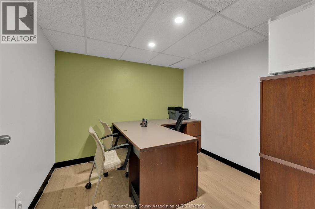 3905-3911 Tecumseh Road East Property Photo 17
