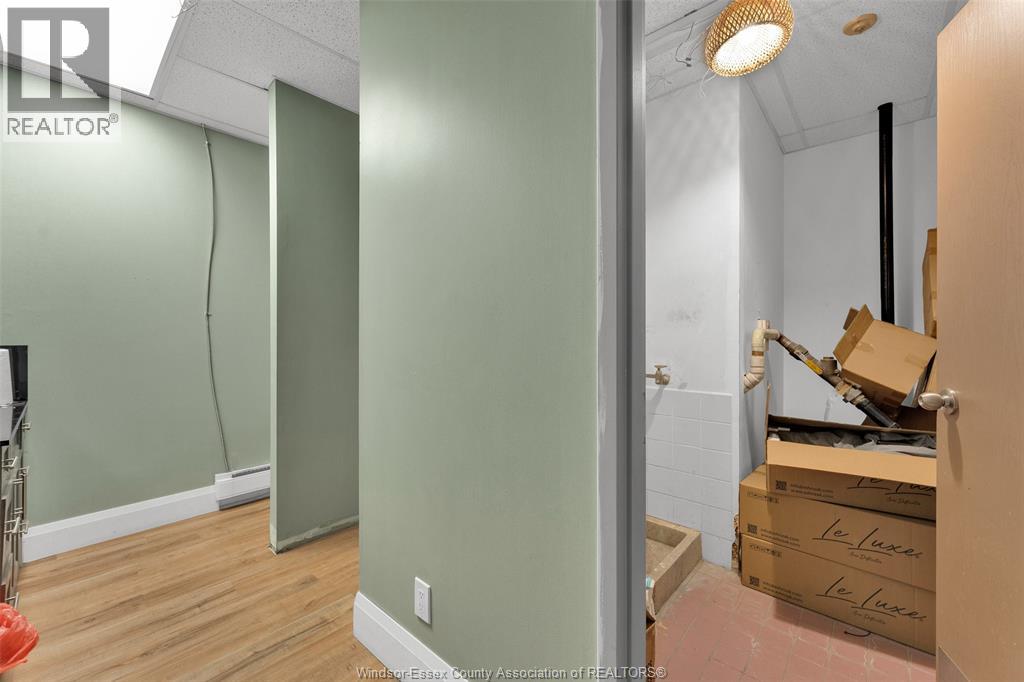 3905-3911 Tecumseh Road East Property Photo 26