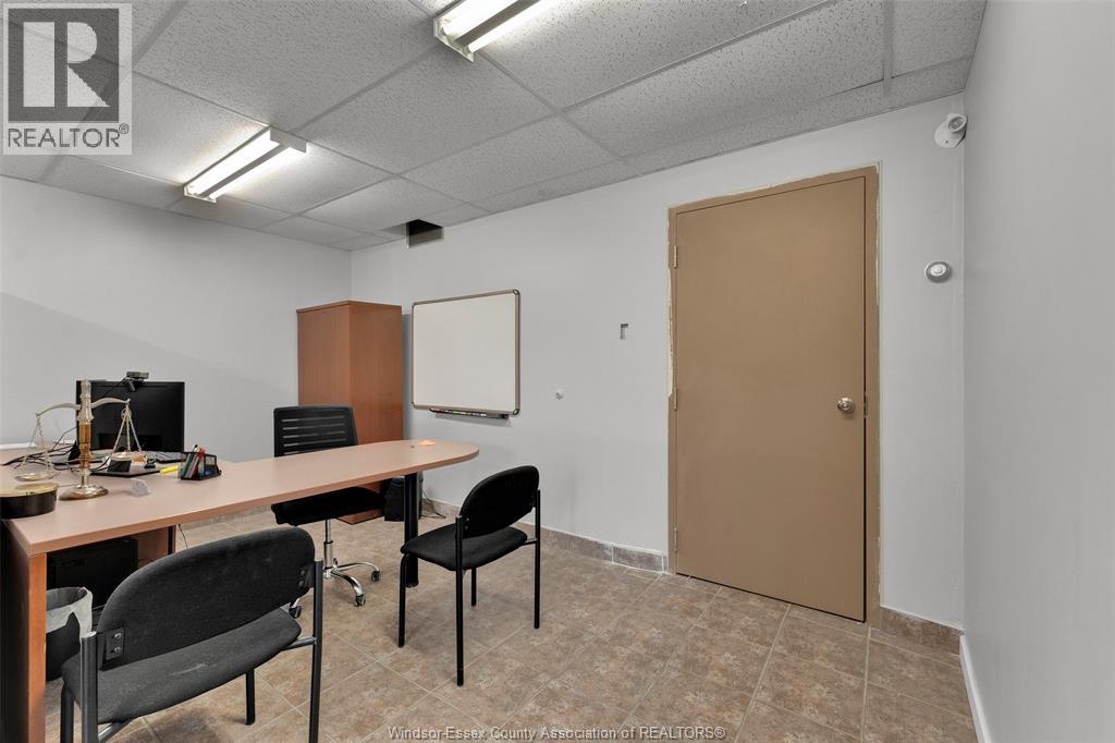 3905-3911 Tecumseh Road East Property Photo 37