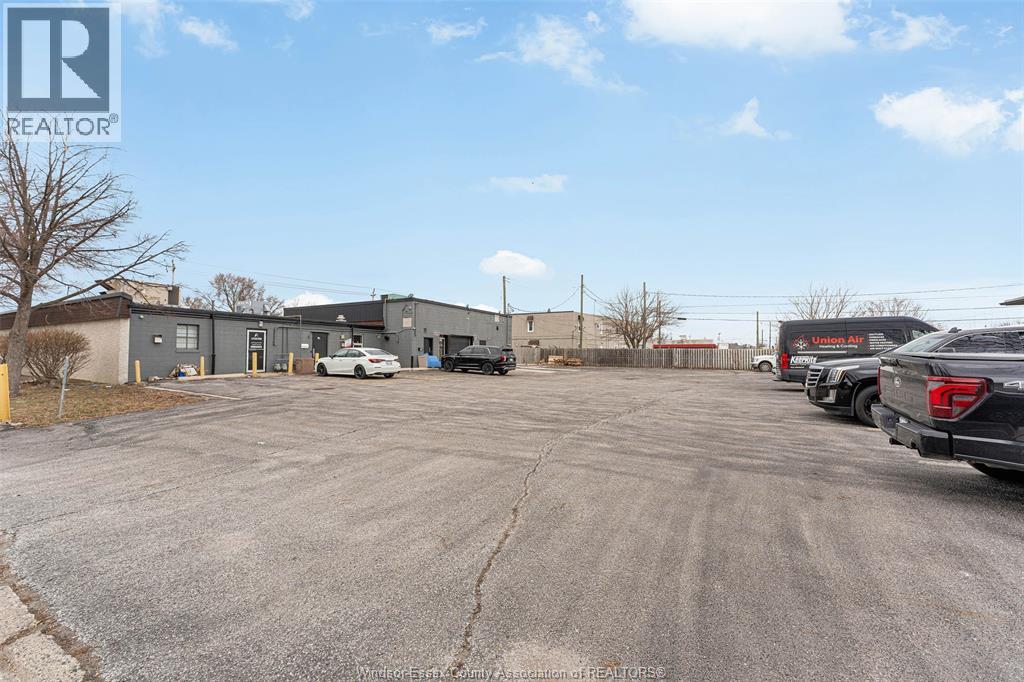 3905-3911 Tecumseh Road East Property Photo 38