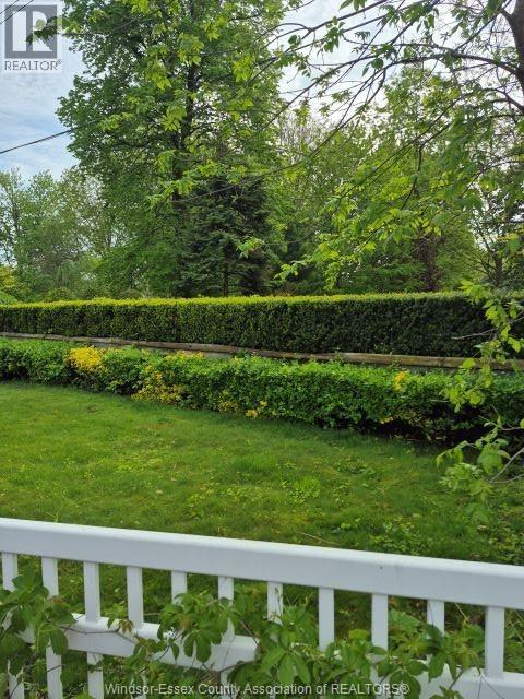 121 Division Street South Property Photo 37