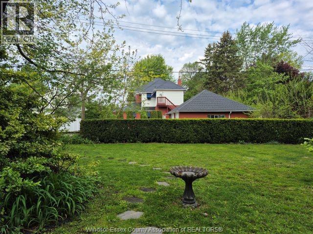 121 Division Street South Property Photo 39