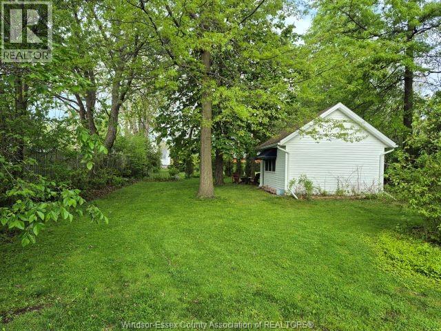 121 Division Street South Property Photo 45