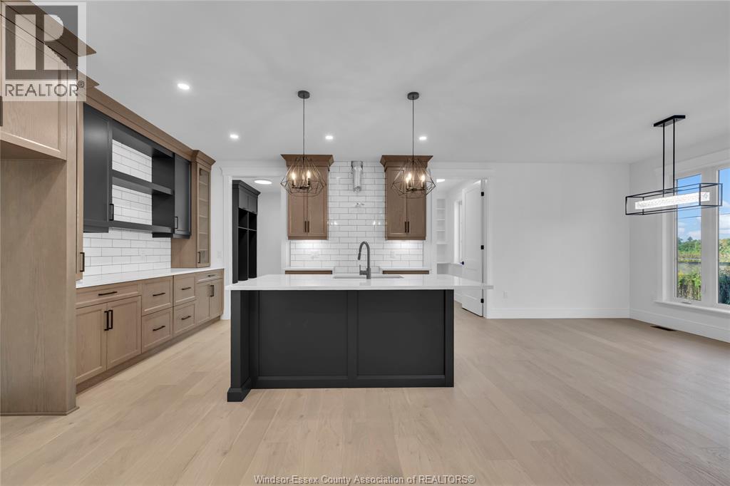 7355 Garnet Property Photo 6