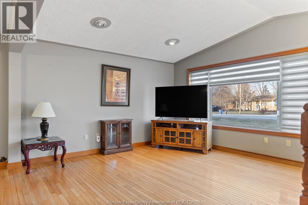1116 Reaume Property Photo 3