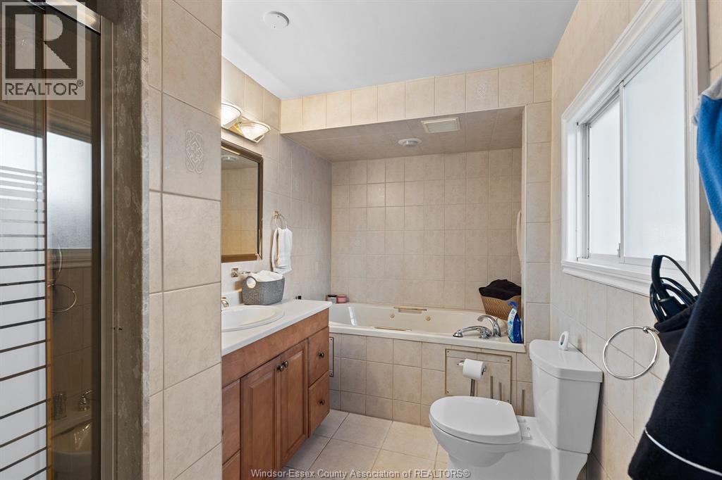 1116 Reaume Property Photo 22