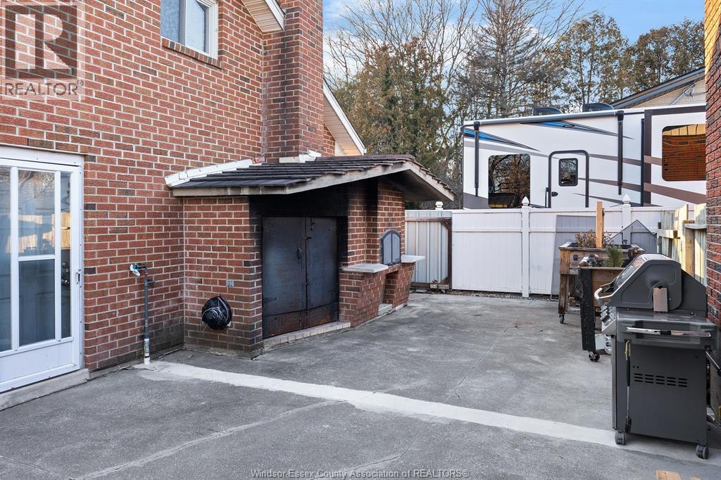 1116 Reaume Property Photo 30