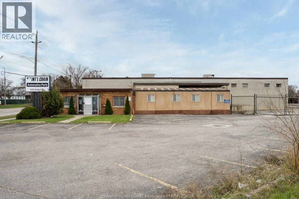 1555 Kildare Road Property Photo 3