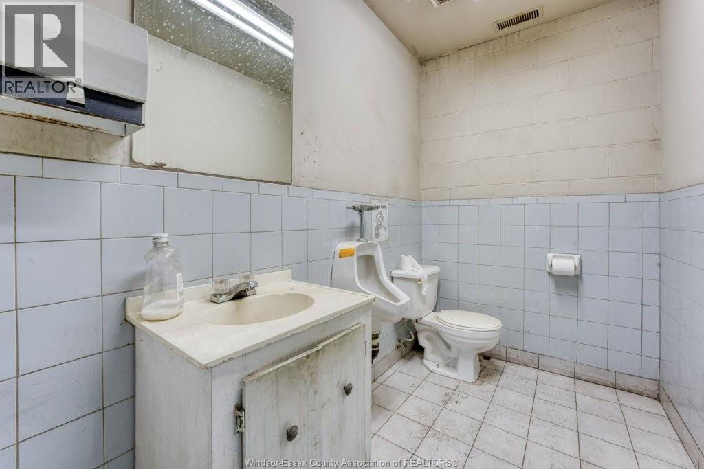 1555 Kildare Road Property Photo 30