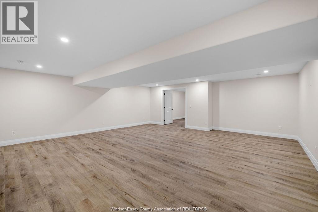 7568 Silverleaf Lane Property Photo 29