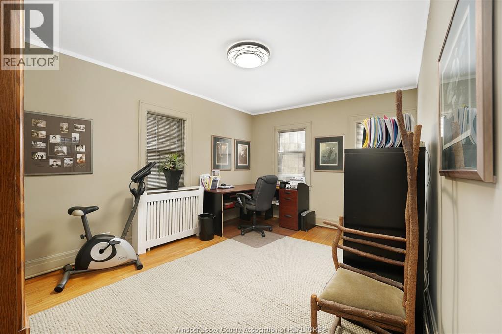7505 Riverside Drive East Property Photo 25