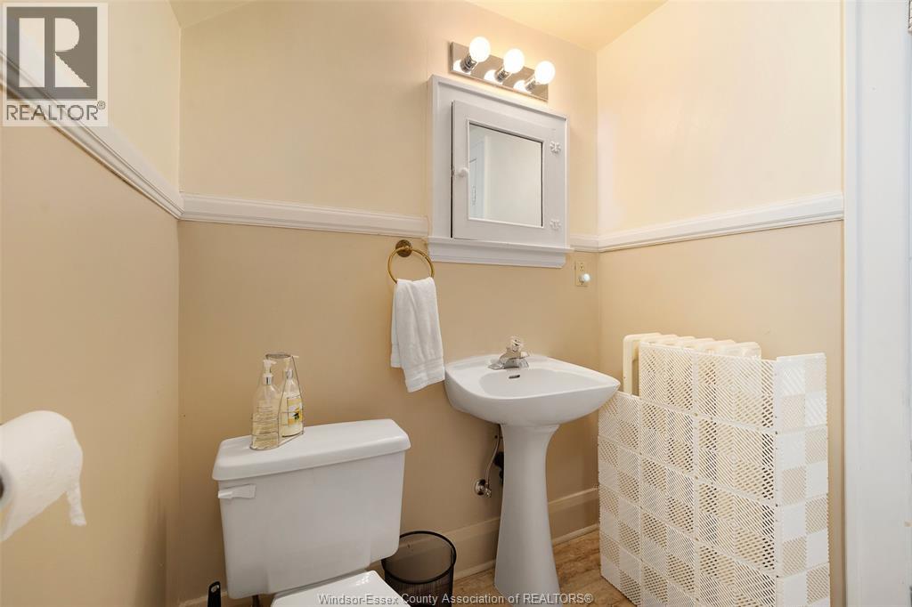 7505 Riverside Drive East Property Photo 29