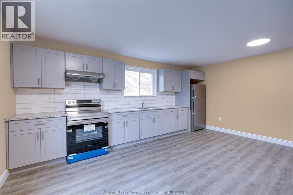 653 Bridge Property Photo 3