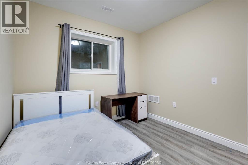 653 Bridge Property Photo 4