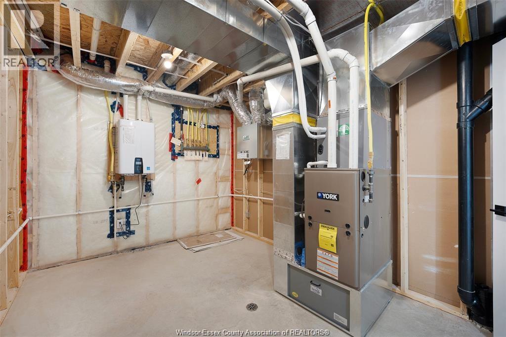 103 Fenceline Property Photo 32