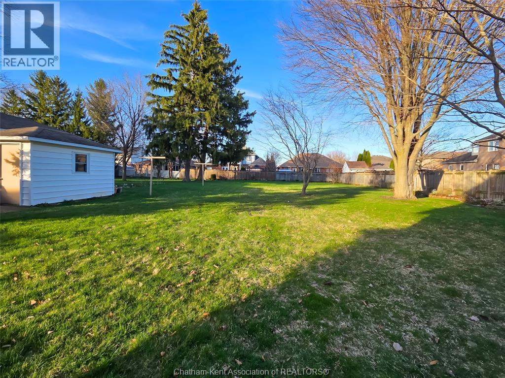 465 Victoria Avenue Property Photo 7