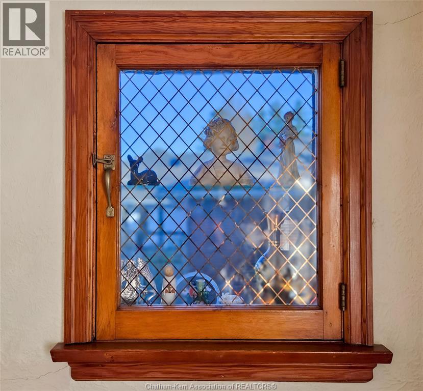 465 Victoria Avenue Property Photo 11