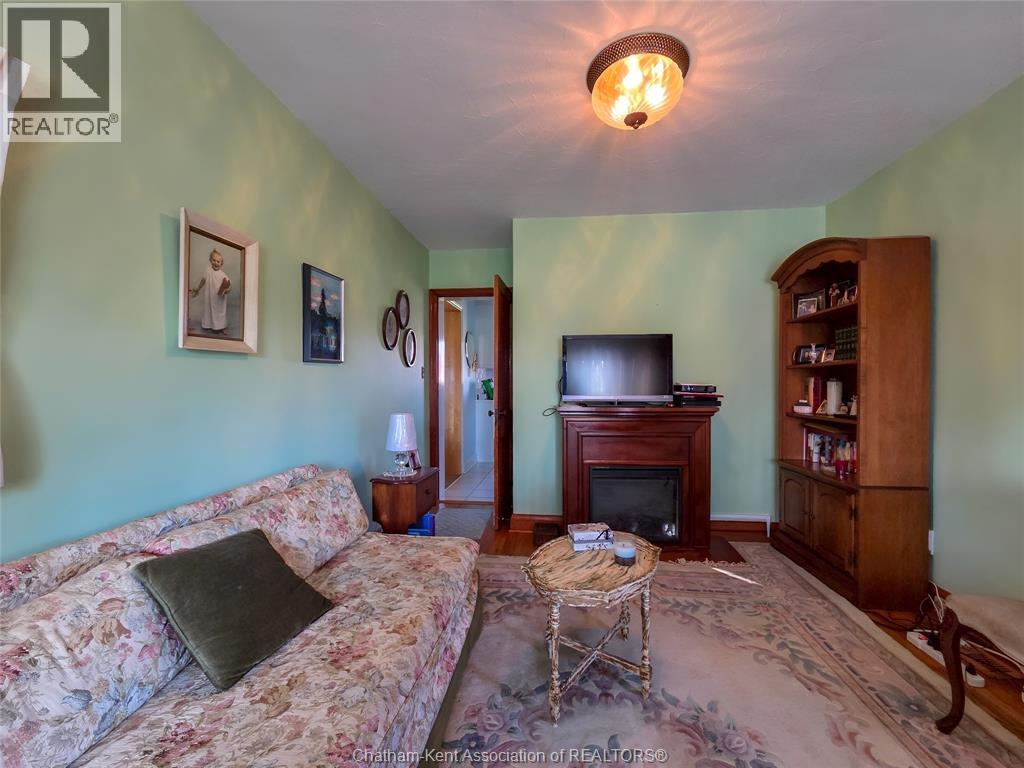 465 Victoria Avenue Property Photo 29