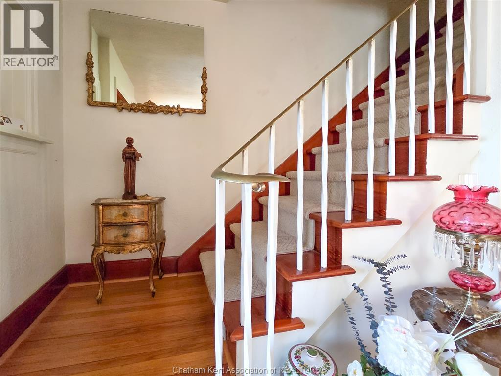 465 Victoria Avenue Property Photo 32