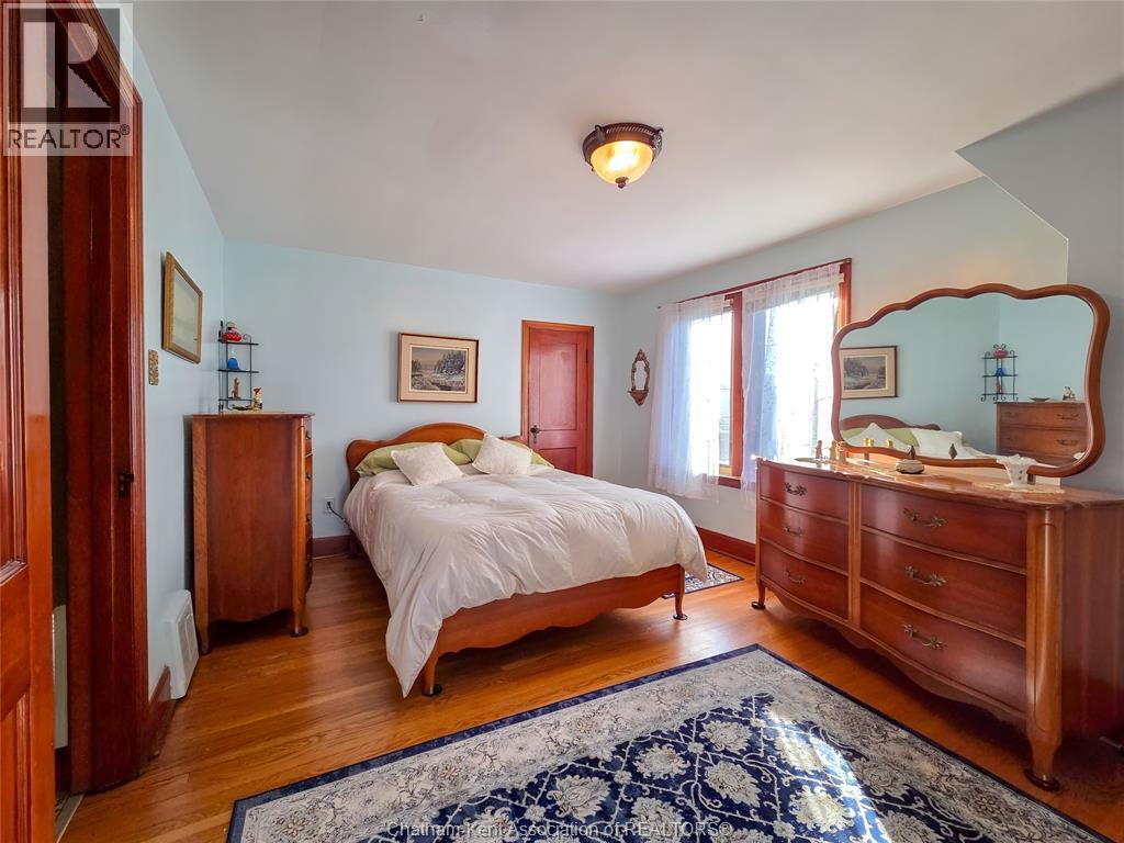 465 Victoria Avenue Property Photo 36
