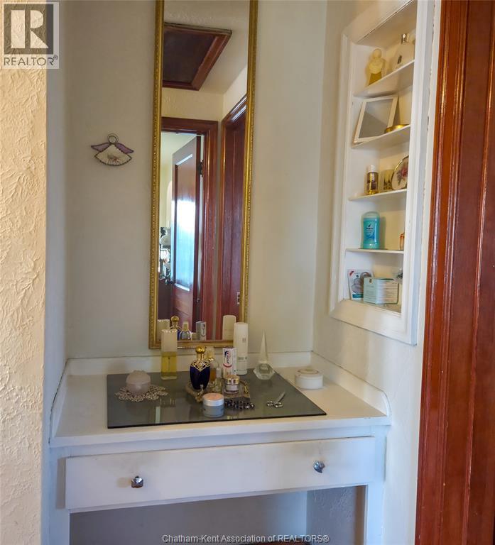 465 Victoria Avenue Property Photo 42