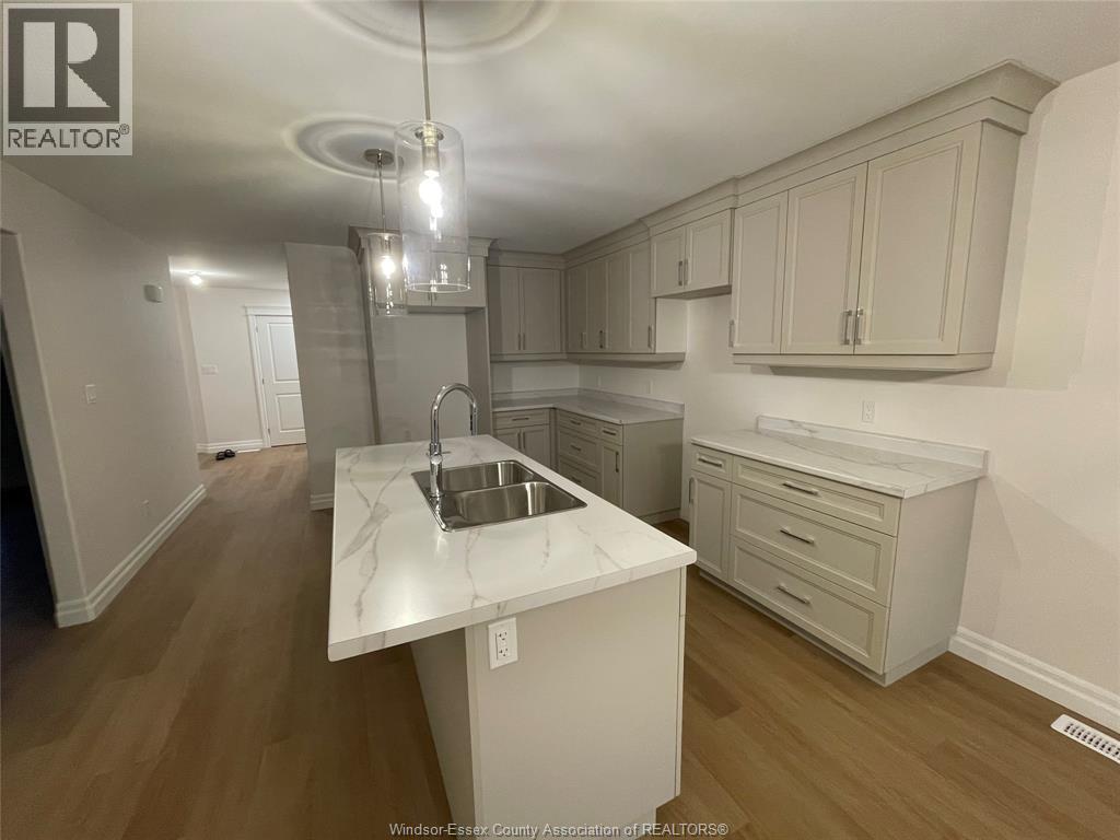 412 Blake Street Property Photo 5