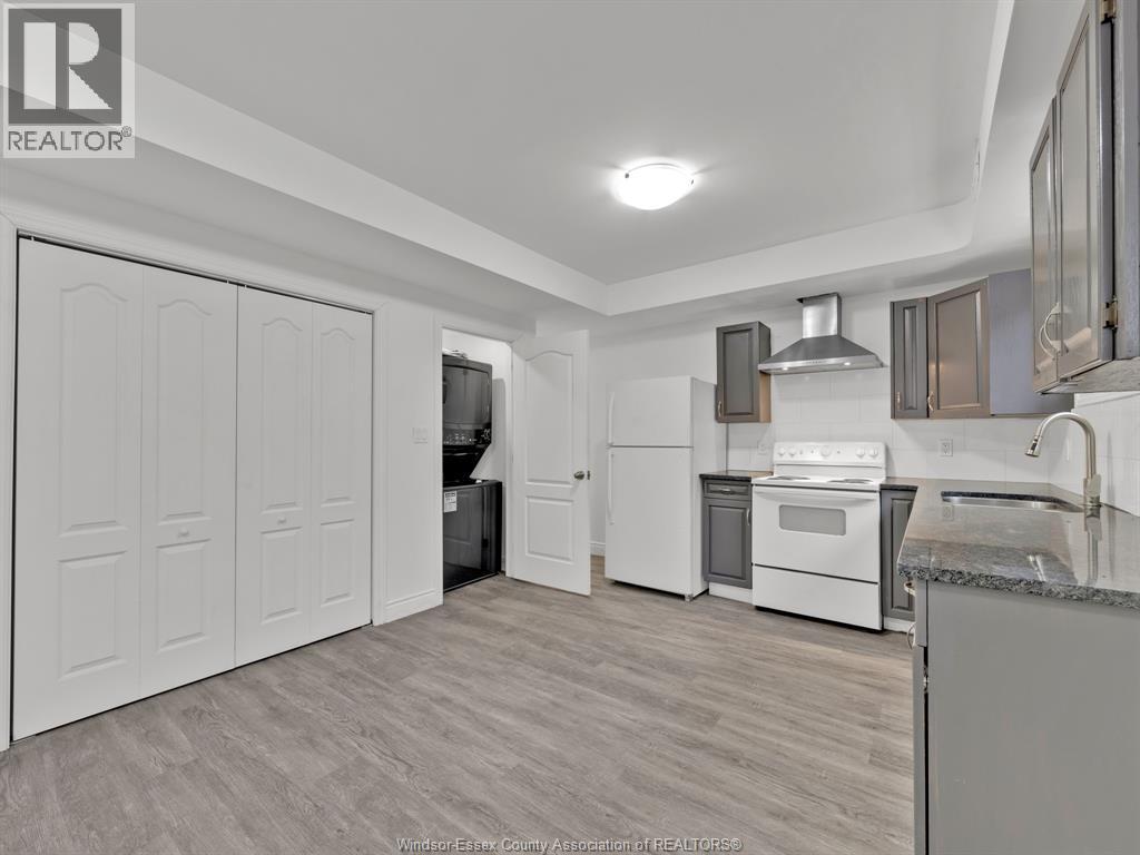 658 Caron Property Photo 8