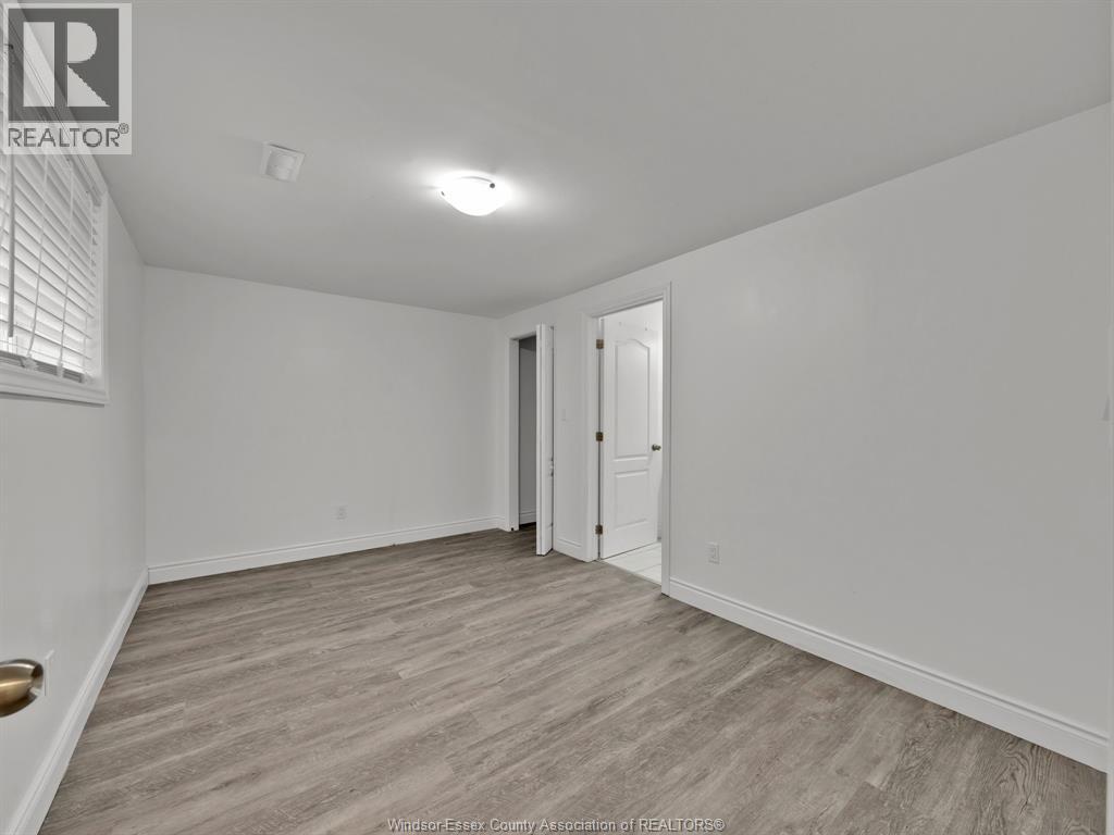 658 Caron Property Photo 14